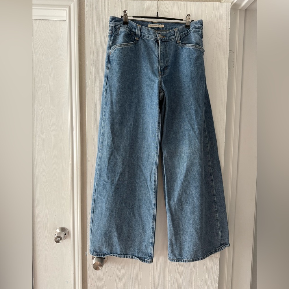 ‘94 Baggy Wide Leg Levi Women's Jeans